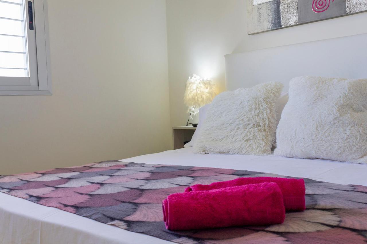 Bungalow Pink Garden Orihuela Exterior foto