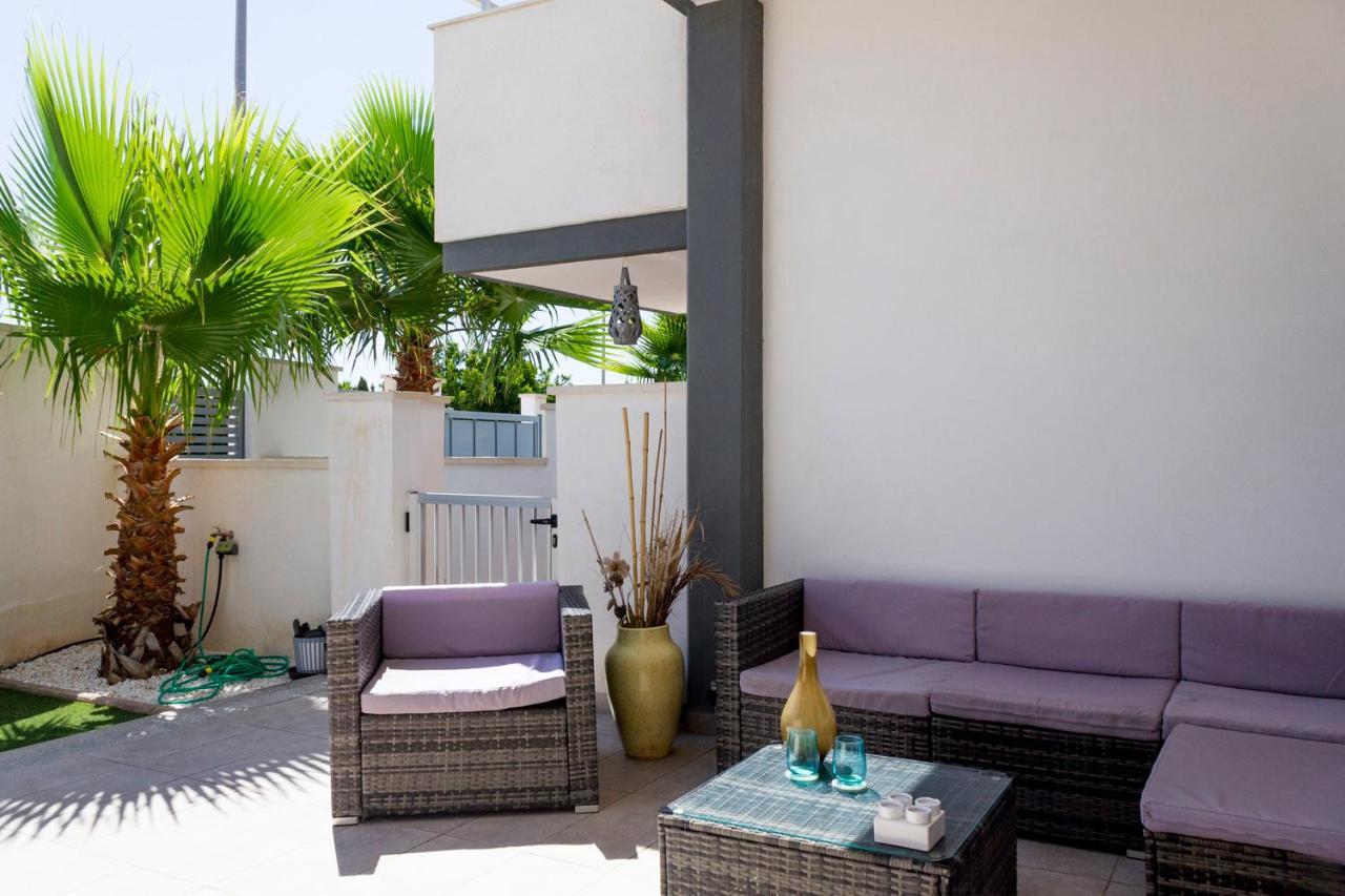 Bungalow Pink Garden Orihuela Exterior foto