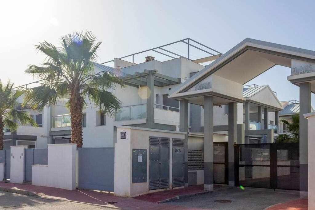 Bungalow Pink Garden Orihuela Exterior foto